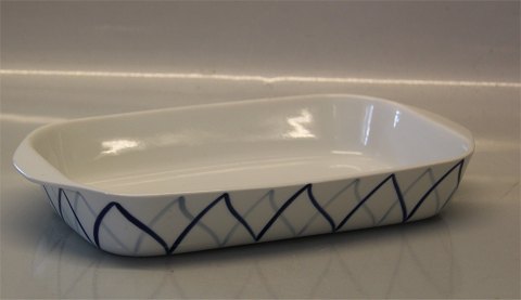 Small squarre serving dish ca 16 x 31 cm Dan-Ild 40 Blue Flame Harlequin
Dish with handles