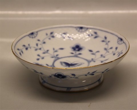 222 Bowl on foot, (small) 5 x 15,5 cm (427) B&G Kipling Blue Butterfly porcelain 
with gold 
