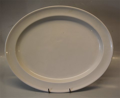 White Pot 6206 Oval platter 38.5 cm (375)
 Original Design Grethe Meyer Royal Copenhagen Porcelain