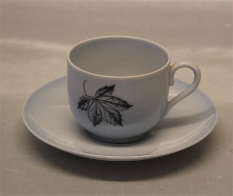 B&G Blue Faling Leaves porcelain 102 Coffee Cup & saucer1,25 dl (305)
