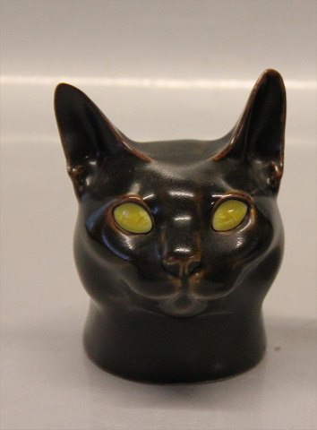 Royal Copenhagen Art Pottery 21815 RC Cat