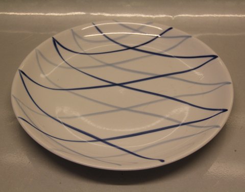Large round dish / Chop platter ca. 26.5 cm Dan-Ild 40 Blue Flame Harlequin