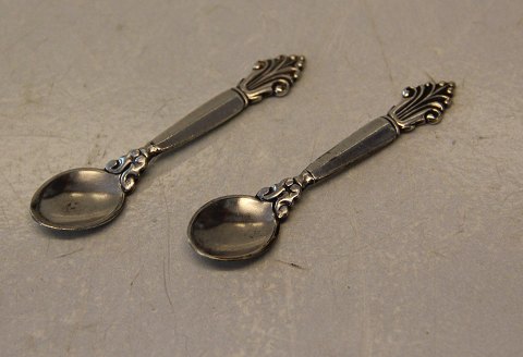 Acanthus "Queen" Georg Jensen Salt Spoon 6.5 cm Sterling Silver