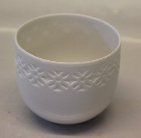 B&G Porcelain B&G 6043 White Vase with Relief 6.7 x 8 cm