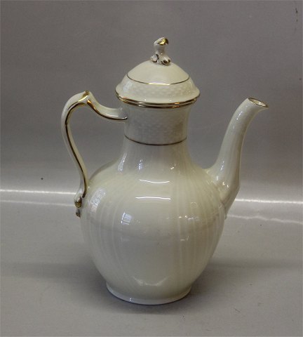 Curved #878 Cream with gold rim Royal Copenhagen Tableware  1794-878 Coffee pot 
26 cm (126-127-128) 110 cl / 8 cups

