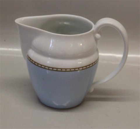 442 Pitcher 1 l; 17.5 cm Liselund (New by Diana Holstein) Royal Copenhagen