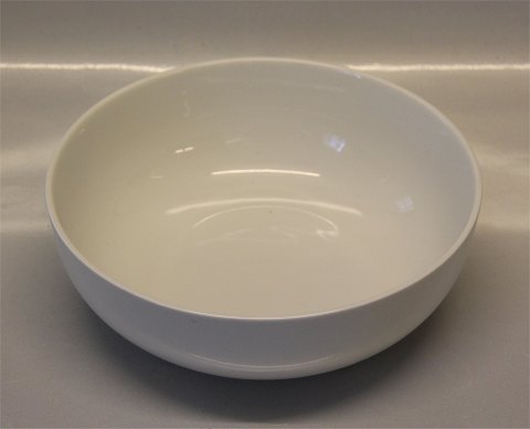 White Pot  6226 Round potato bowl 1.6 l., 8 x 22.5 cm  (578) Design Grethe Meyer 
Royal Copenhagen Porcelain 
