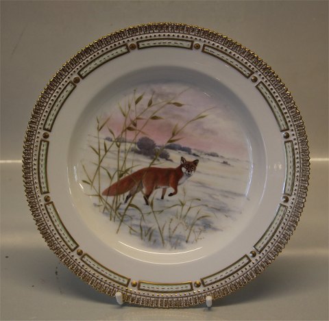 Kongelig Dansk Porcelæn Flora Danica 239-3549 "Canis vulpes" - Rød ræv 25,5 cm, 
jagtplatte på middagstallerken, Fauna Danica 1. sortering