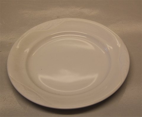 617 Side plate 17 cm Classic, White and smooth Royal Copenhagen  White  Magnolia