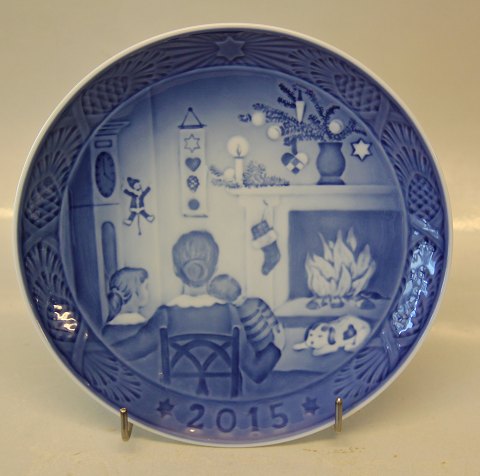 Royal Copenhagen Christmas plate 2015 "The Christmas days Design Sven 
Vestergaard
