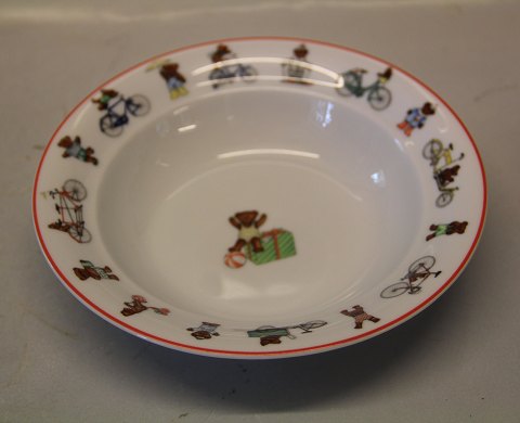 Julius Royal Copenhagen 604 RC Julius Child Cereal bowl / soup rim plate 17.5 cm