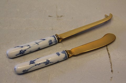 Blue Fluted Danish Porcelain
Pair of Butter knife  16.5 cm & Cheese knife 18.5 cm gilt steel blades