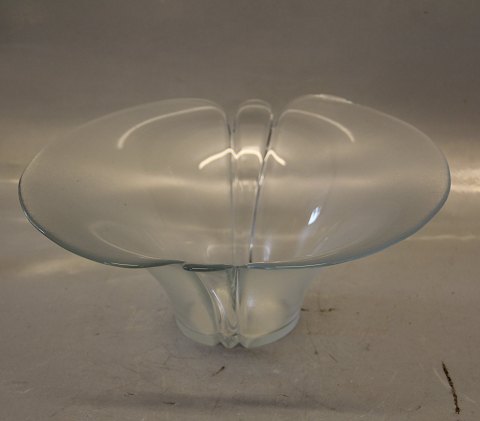 Large Lily Bowl  11x 27 cm design Torben Jørgensen Holmegaard Art Glass