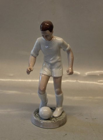 B&G Figurine
WHITE B&G 2375 Footballer - soccer player Vita Thymann 22 cm