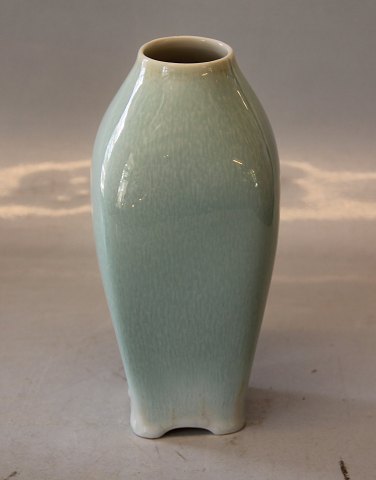 Kongelig Dansk Firesidet  Vase Grønlig Isglasur løbe- og krystalglasur ca 17 cm 
Valdemar Engelhardt VE 3-335 Præ 1900