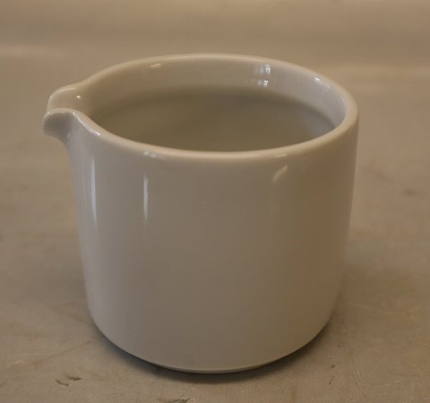 6270 Creamer 6 x 6.7 cm 6210? White Pot Design Grethe Meyer Royal Copenhagen 
Porcelain
