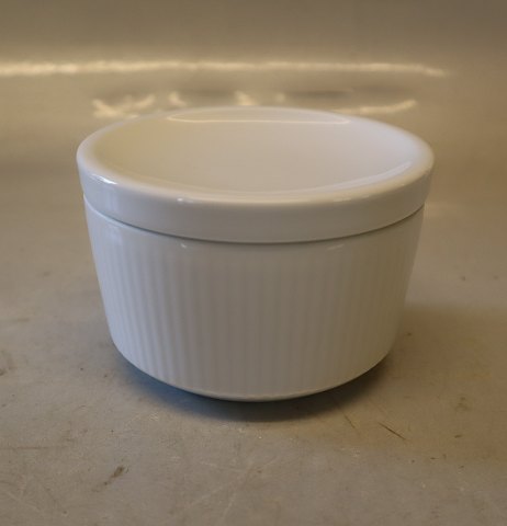 White ribbed 164-1 Lidded bowl - White Ribbed plain 6 x 9,5 cm  Danish Porcelain
