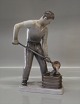 B&G Figurine B&G 2335 Foundry worker SJ Svend Jespersen 30 cm
