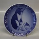 Royal Copenhagen Plate 
1983 RC Plate Mother Cat and Her young one 15.5 cm