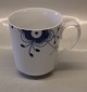 Blue Fluted MEGA Danish Porcelain 403-1 Blue Mega mug with handle 37 cl 
(1016871) 10 x 9 cm
