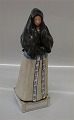 Royal Copenhagen figurine 12107 Mourning Custume, Amager 30 cm